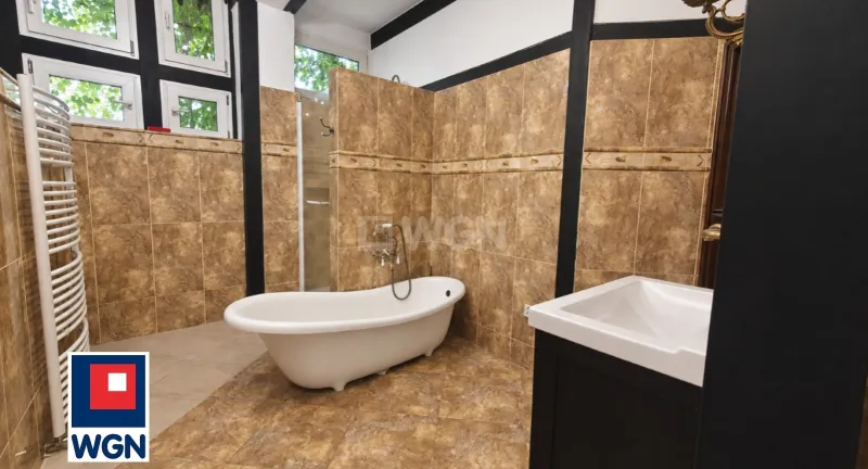 Lokal usługowy na  sprzedaż Kwidzyn - Przestronne 160 m2 w kamienicy - Idealne na Biznes